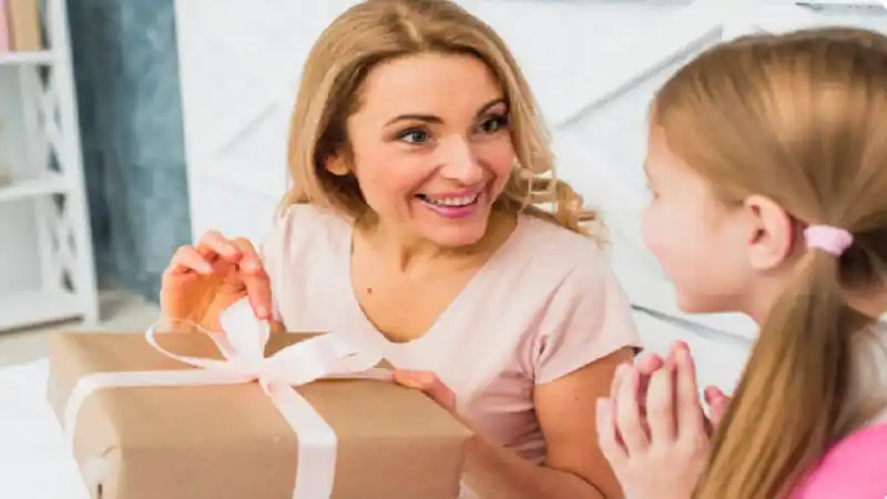 LookWhatMomFound Giveaways